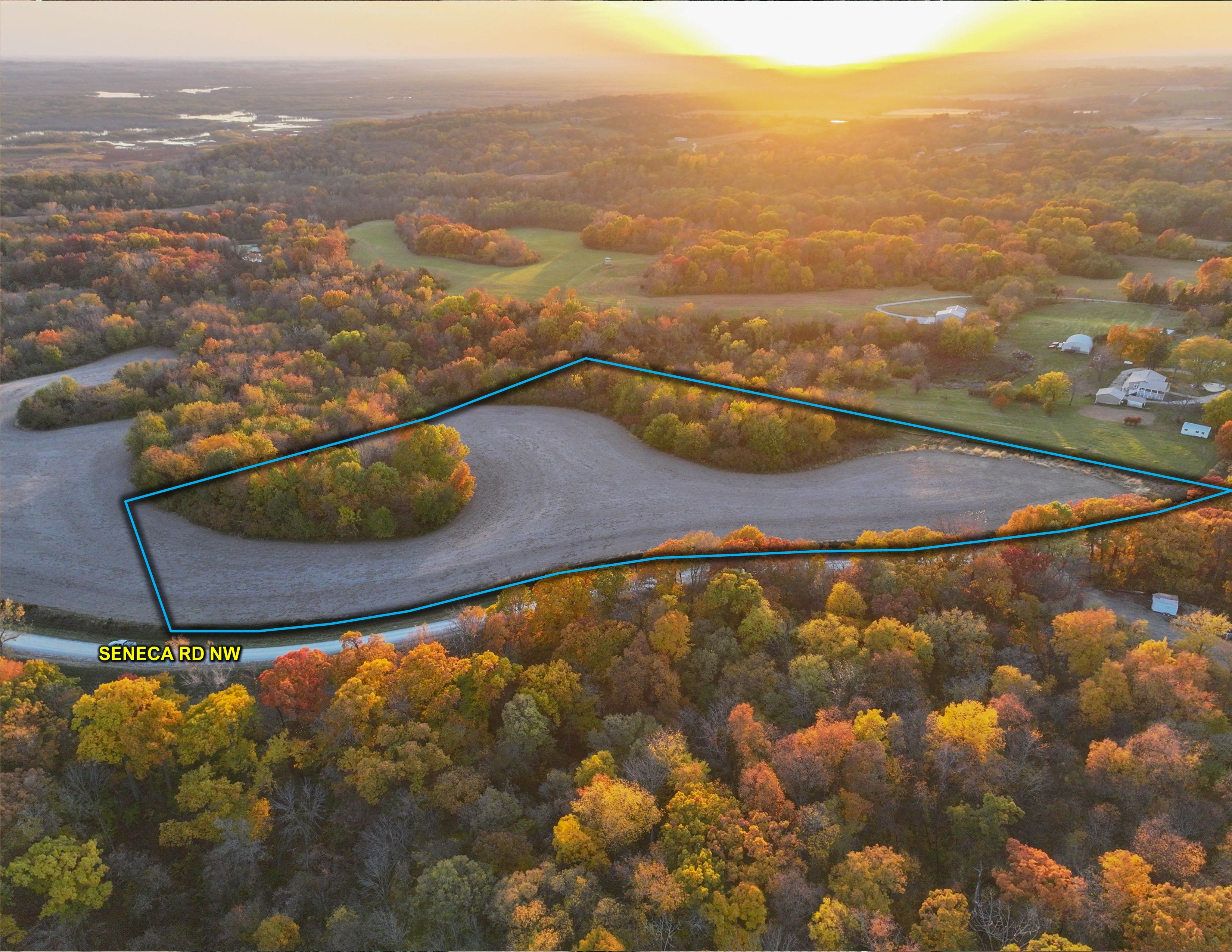 Listing Photo: Edit Brown